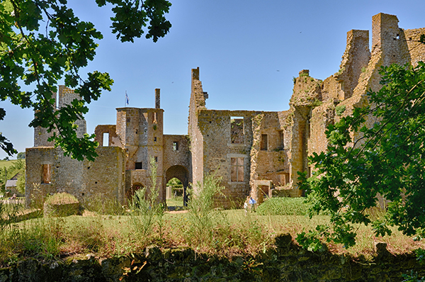 la cours du chateau